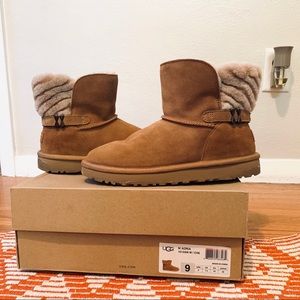 UGG short mini ankle boot